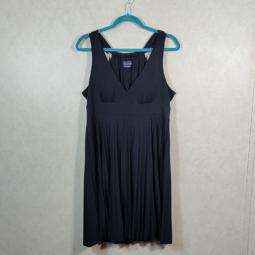 H093 Max & Cleo black knit v-neck sleeveless pleated skirt dress 12
